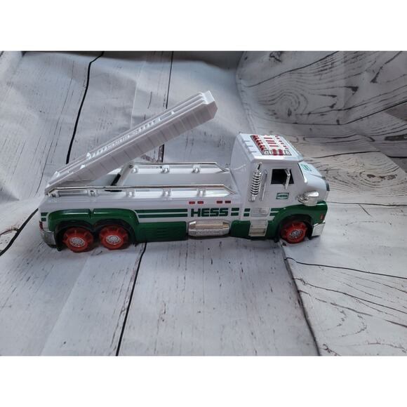 2014 Hess Large Flatbed Truck Gasoline Collectible 13" Vehicle Toy READ - Picture 2 of 8